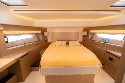 Verhuur Motorboot PRESTIGE 630s Cannes