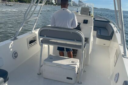Hire Motorboat Todomar 2012 Santa Marta