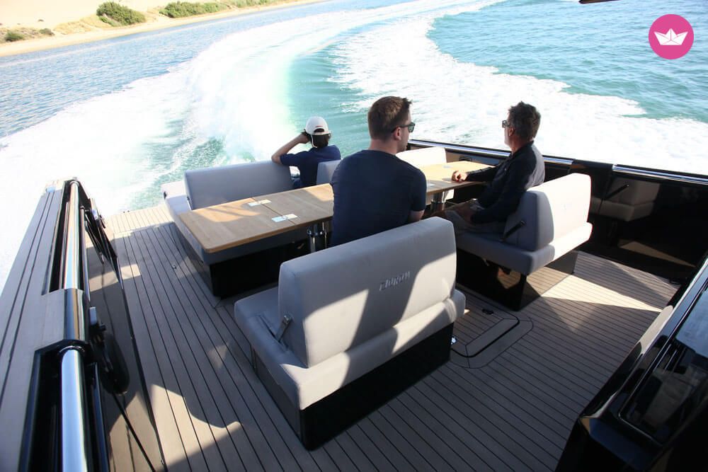 Bateau à moteur Fjord 42 800cv 4