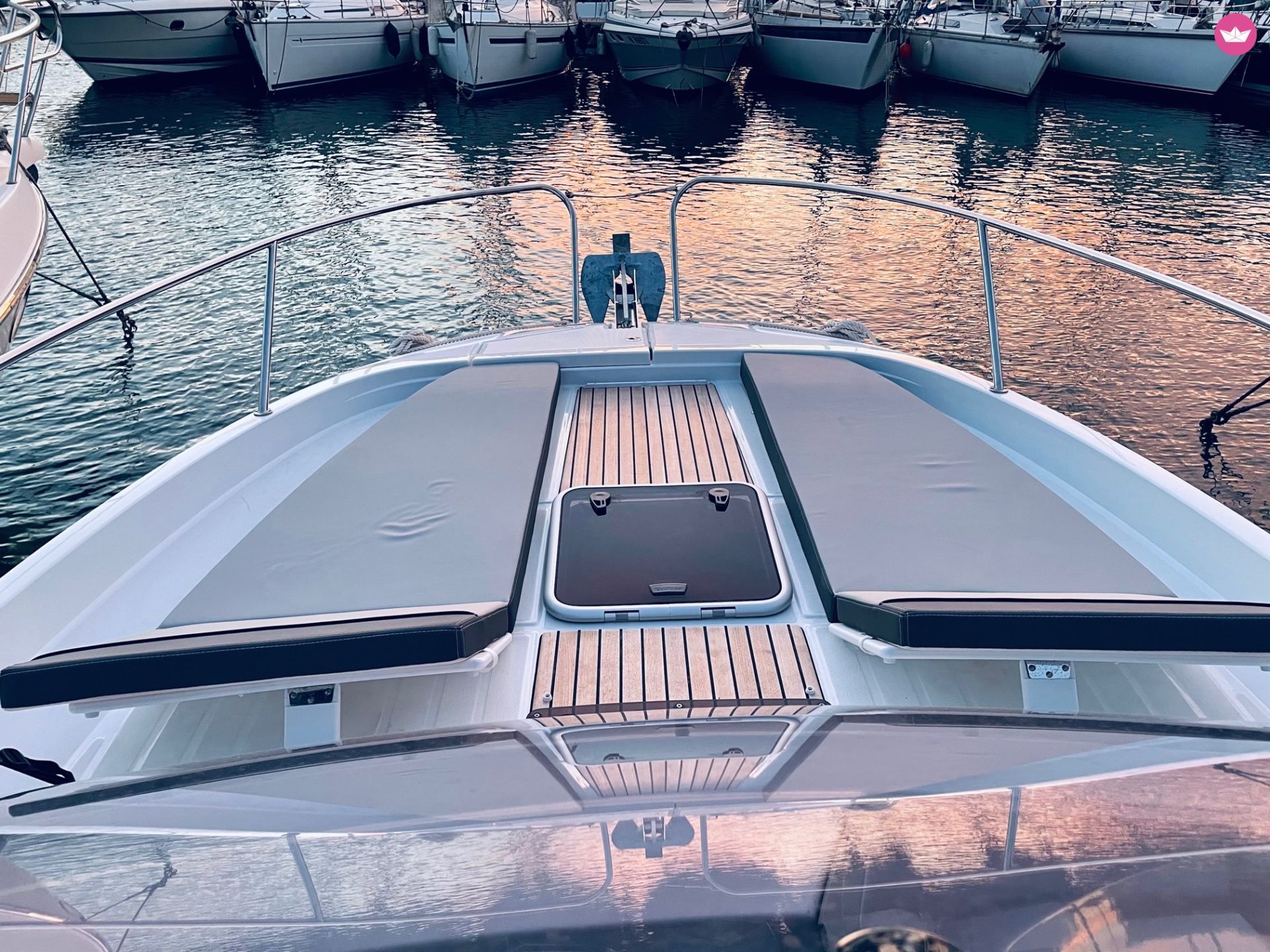 Bateau à moteur Jeanneau Cap Camarat 9.0 Wa 450cv 3