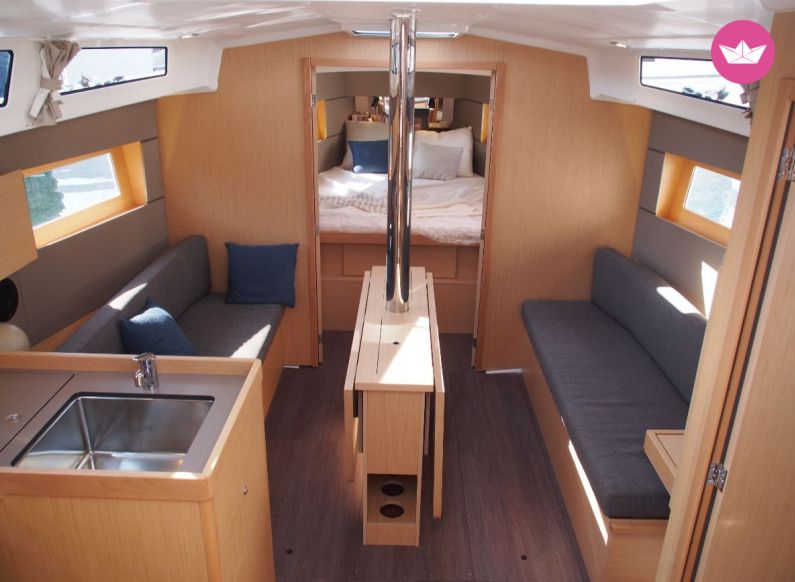 Voilier OCEANIS 38.1 DL 11m 4