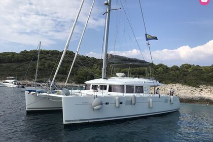 Location Catamaran Lagoon 560 Fort-de-France