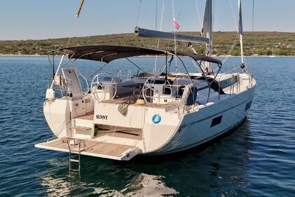 Hyra båt Segelbåt Bavaria Yachtbau Bavaria C45 Style - 3 cab. Punat