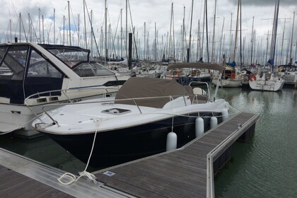 Hyra båt Motorbåt Jeanneau CAP CAMARAT 7.5 WA SERIE 2 La Rochelle