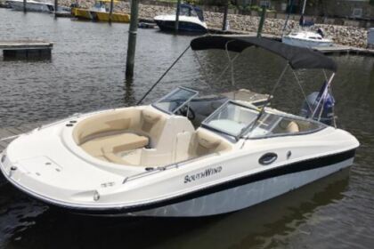 Hire Motorboat Southwind 23 Miami