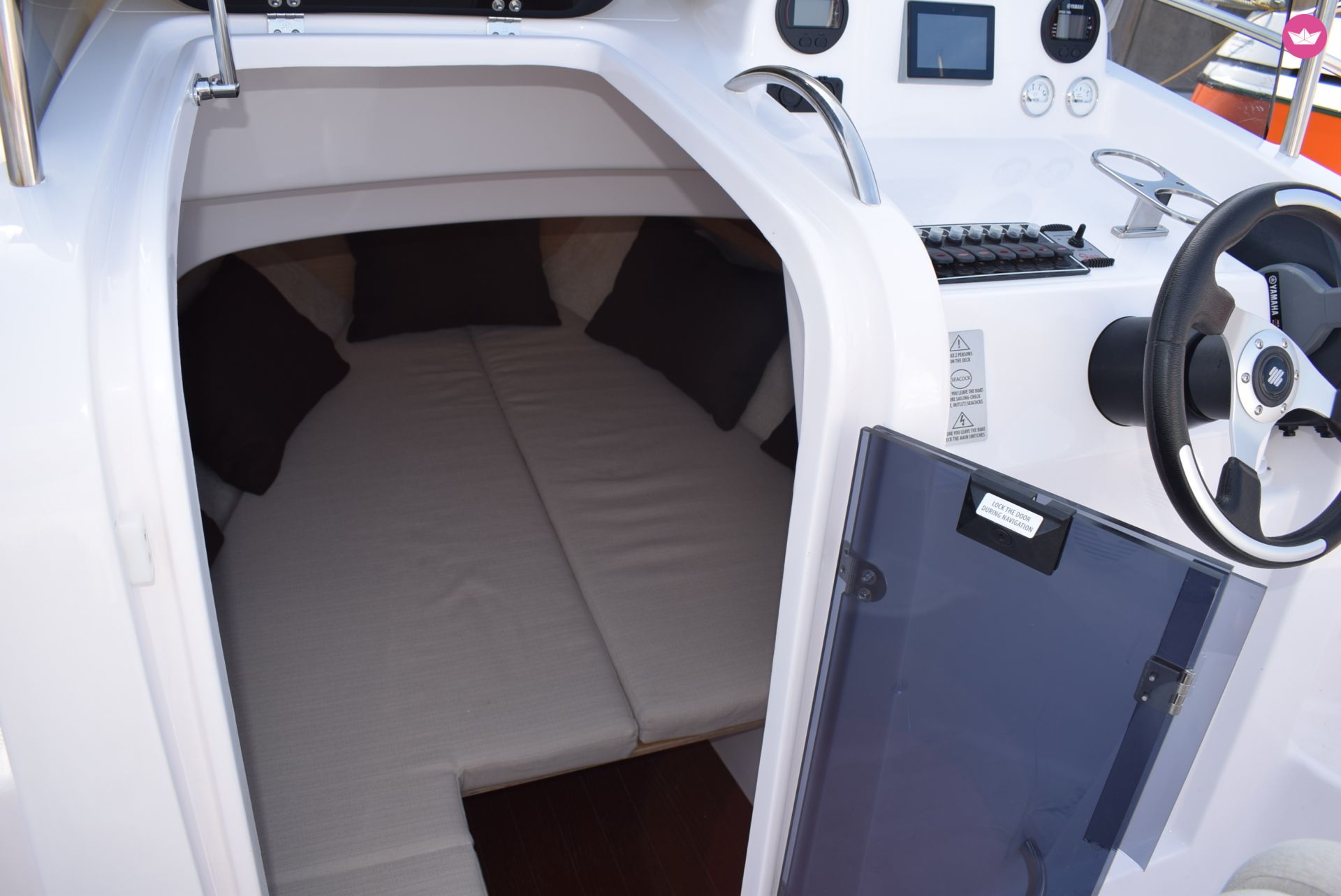 Bateau à moteur Focus Motor Yachts Focus 23 Sundeck 225cv 5