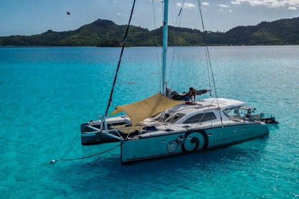 Charter Catamaran Nautitech 475 Raiatea