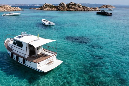 Hyra båt Motorbåt Farabegoli 10 Porto San Paolo