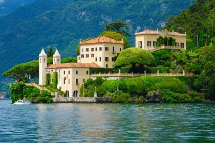 Boat Tour Lake Como - Sea Ray 190