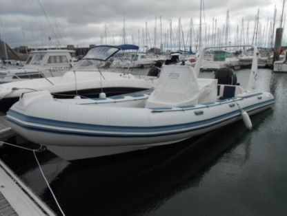 Location Semi-rigide Valiant Vanguard 7.50 Larmor-Plage