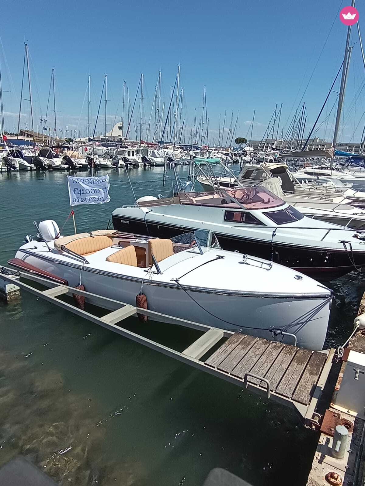 Bateau à moteur Canna B-one 10cv 3
