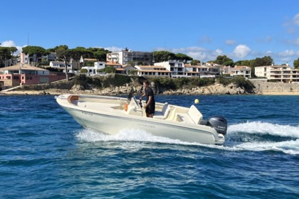 Hire Motorboat Invictus FX 190 Palamós