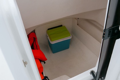 Beneteau Flyer 6 Spacedeck