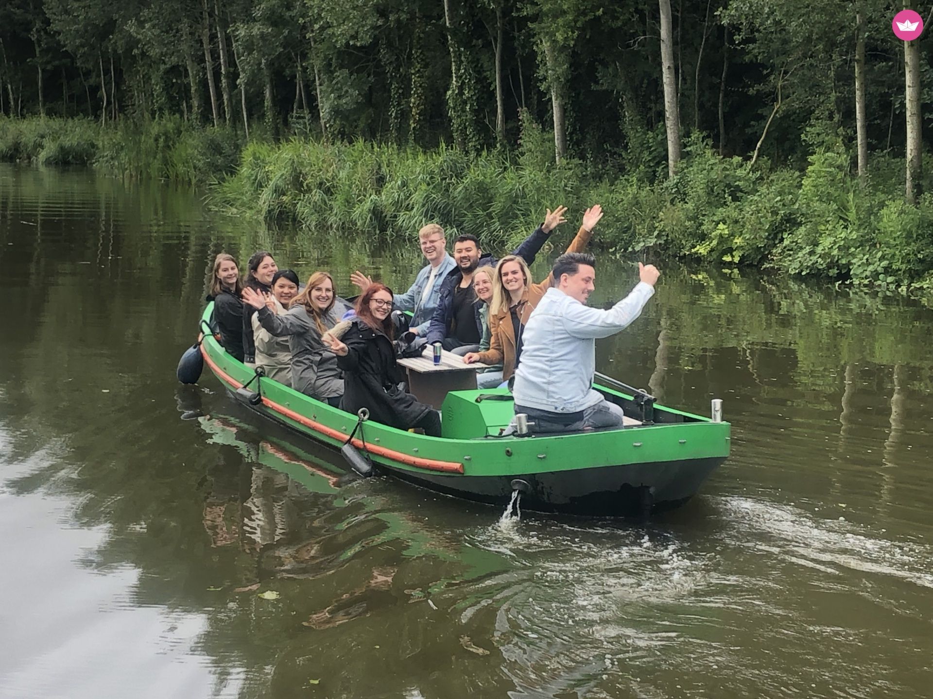 Bateau sans permis Onderdijker. Open stalen boot 12 personen 18cv 5