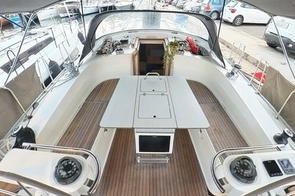 Hire Sailboat Bavaria 45 cruiser Saint Vincent and the Grenadines