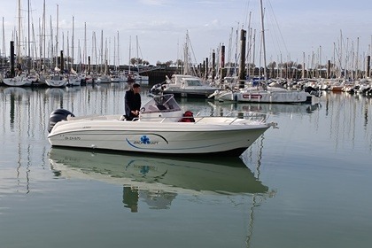 Miete Motorboot Pacific Craft Open 670 La Flotte