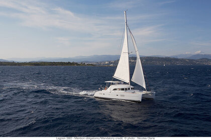 Location Catamaran Lagoon-Bénéteau Lagoon 380 - 4 cab. Le Marin