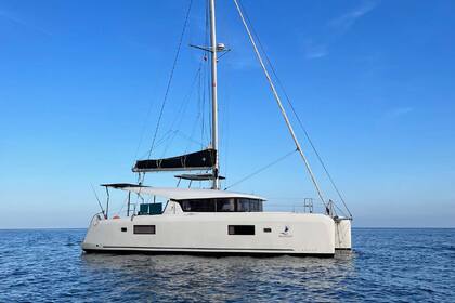 Hyra båt Katamaran Lagoon-Bénéteau Lagoon 42 - 4 cab. Golfo Aranci