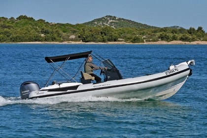 Hire Motorboat Ranieri Cayman 23 Sport Touring Murter
