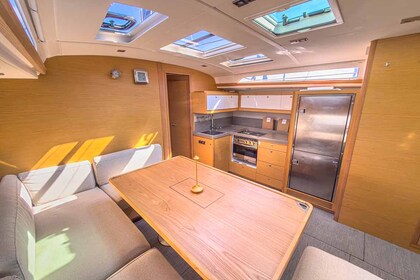 Hyra båt Segelbåt Dufour Yachts Dufour 470 performance - 4 cab. Pula