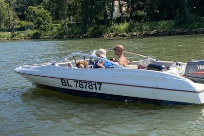 Hire Motorboat Bayliner 1850 Ss Capri Bowrider Pontoise