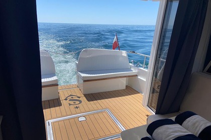 Yate Privado en Portimão - Guy Couach 1150 FLY