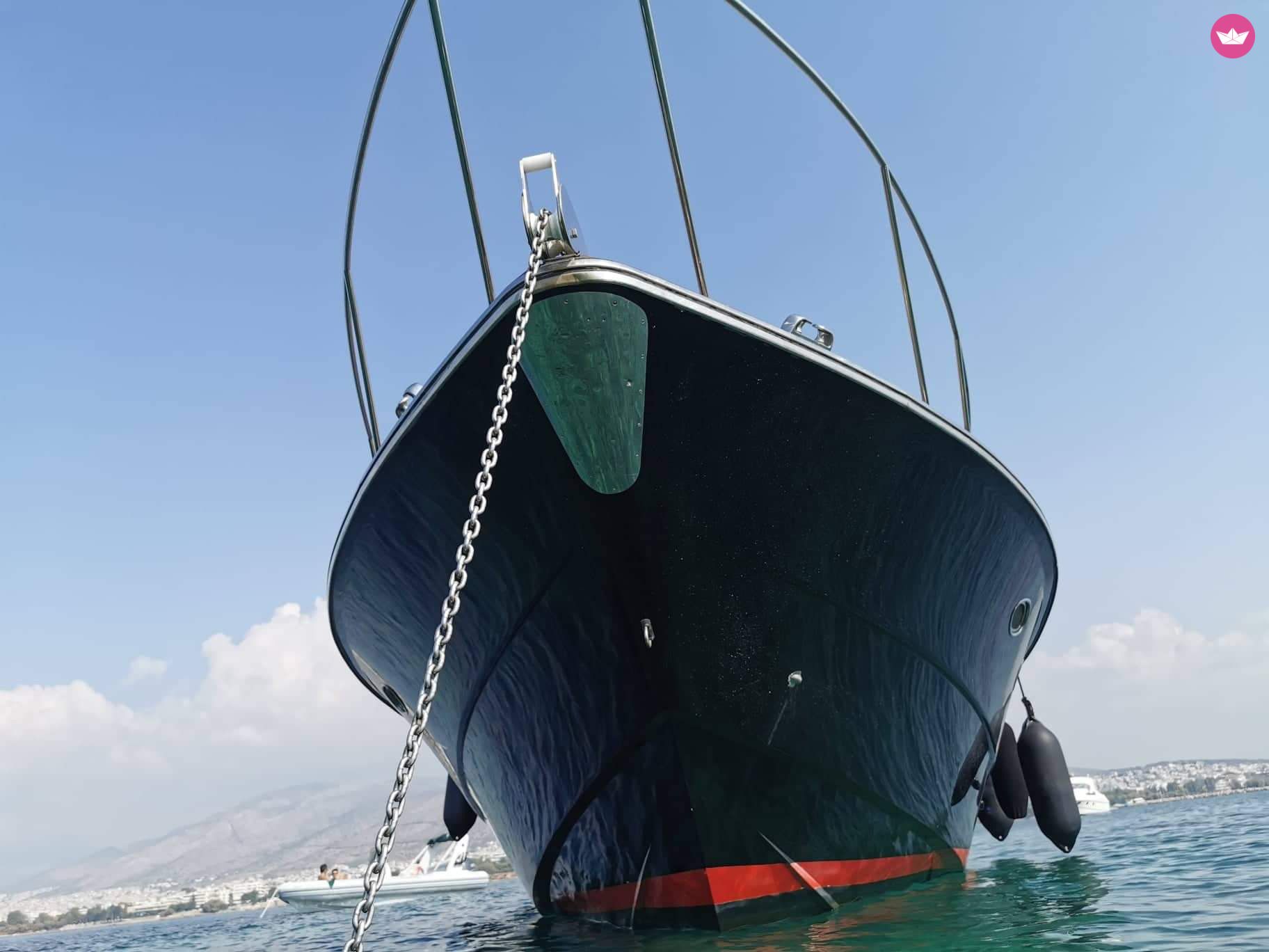 Charter motorboat in Athens  