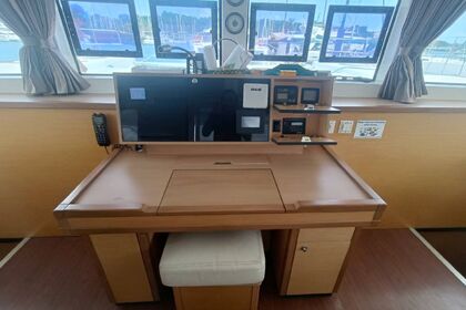 Location Catamaran LAGOON Lagoon 52 F with watermaker & A/C - PLUS Thalang