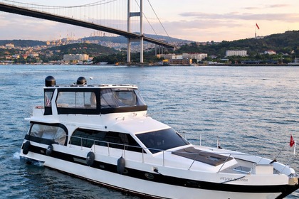 Rental Motor yacht custom 2015 İstanbul
