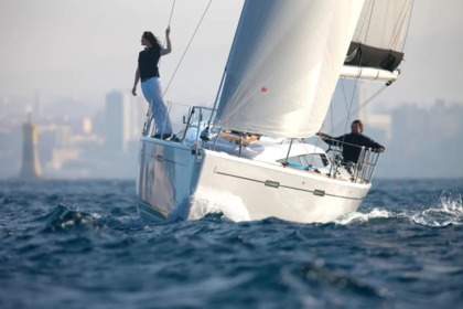 Descubra Rostock e sua costa em um veleiro Dehler