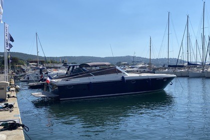 Verhuur Motorboot Itama 42 Saint-Tropez