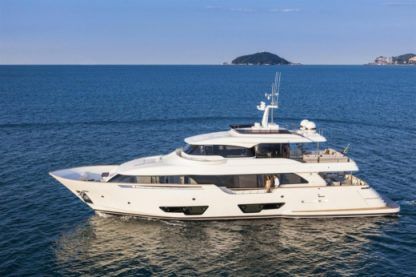 Location Yacht à moteur Custom Line Navetta 28 Antibes