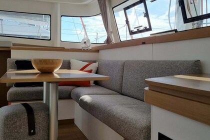Location Catamaran Beneteau Excess 11 Toulon