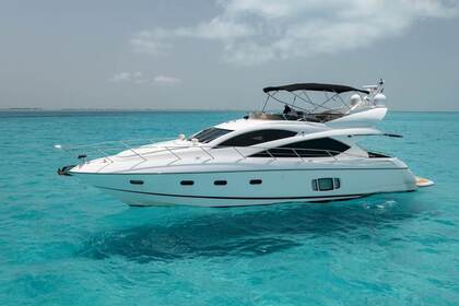 Location Yacht à moteur Sunseeker Flybridge Cancún