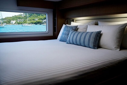 Let's go Outremer 52