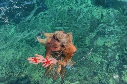 Speed boat with skipper