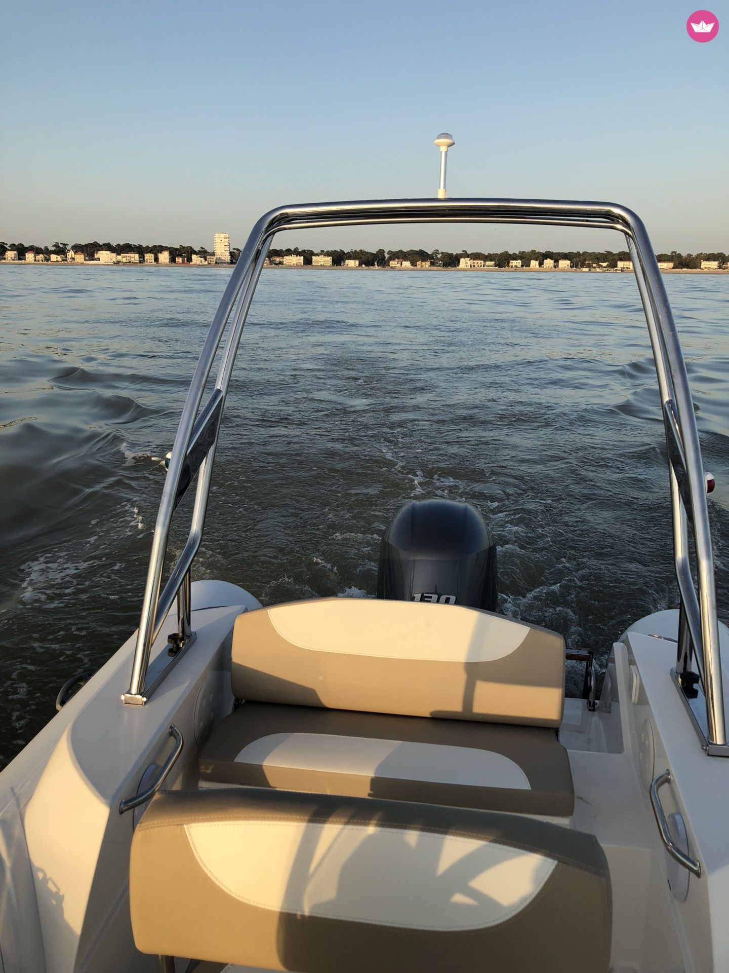 Semi-rigide CAPELLI tempest 600 130cv 5