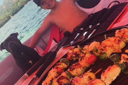 Hire Boat without licence  Bbq Boat Donuts Saint-Florent