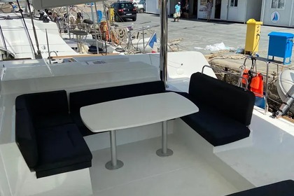 Location Catamaran LAGOON 52 F Olbia
