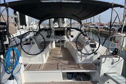 Charter Sailboat Jeanneau Sun Odyssey 380 Palma de Mallorca