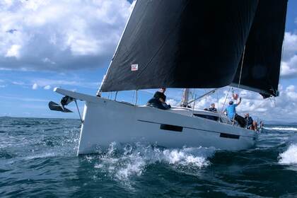 Rental Sailboat HANUNIA More 40 Castiglioncello