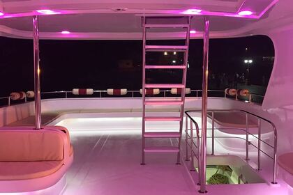 Night charter ( VIP yacht )