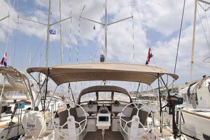 Noleggio Barca a vela Bavaria Cruiser 46 Marina Hramina