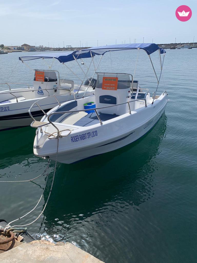 Bateau sans permis Blumax 5,5 40cv 4