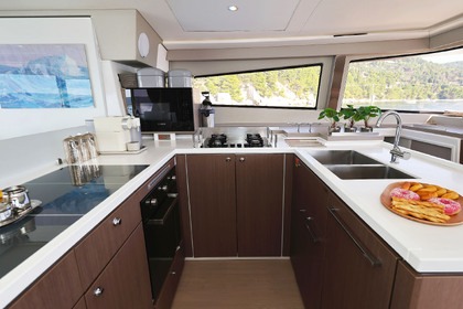 Alquiler Catamarán Bali - Catana Bali 5.4 Owners Edition Kaštela