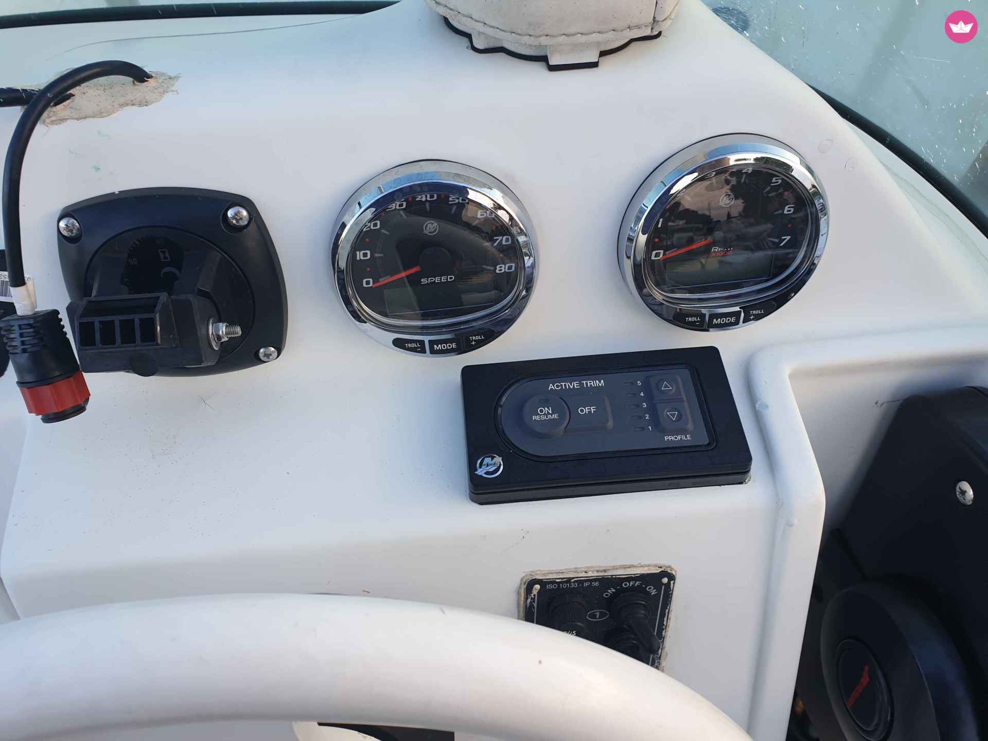 Motorboat Beneteau Beneteau Flyer 6M 150  Efi 2019 for rental
