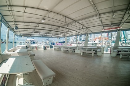 Gran Catamarán para Eventos