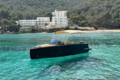 Location Bateau à moteur Nuva M6 Cabin Santa Eulalia del Río