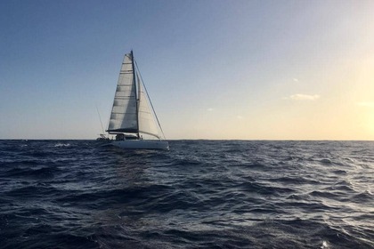 Hire Catamaran Sud composites Prototype Gustavia