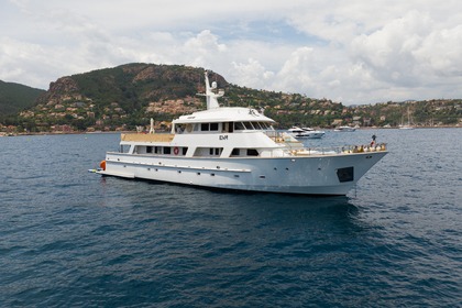 Charter Motor yacht Cheoy Lee 35 Cannes